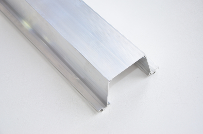Накладка торцевая для алюминиевого профиля 87х50 мм. 910446